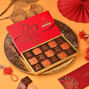 CNY Carre Gift Box 15pcs